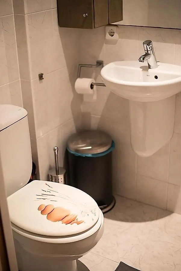 Ostello Traditional Rooms In Eixample Barcellona