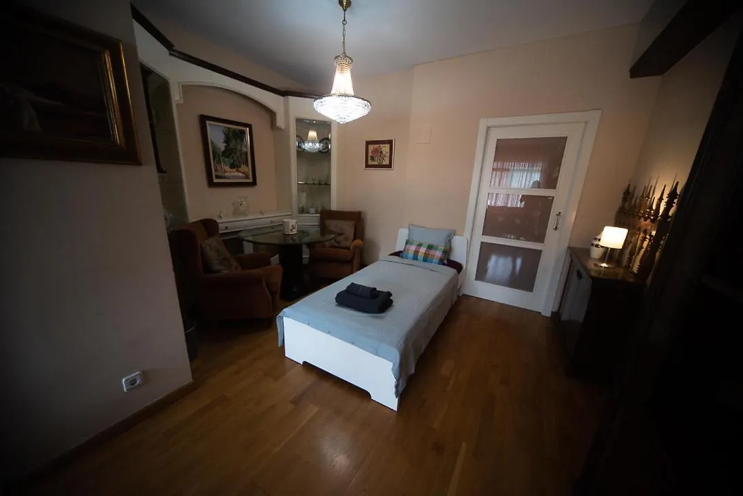 Traditional Rooms In Eixample Barcellona 0*,
