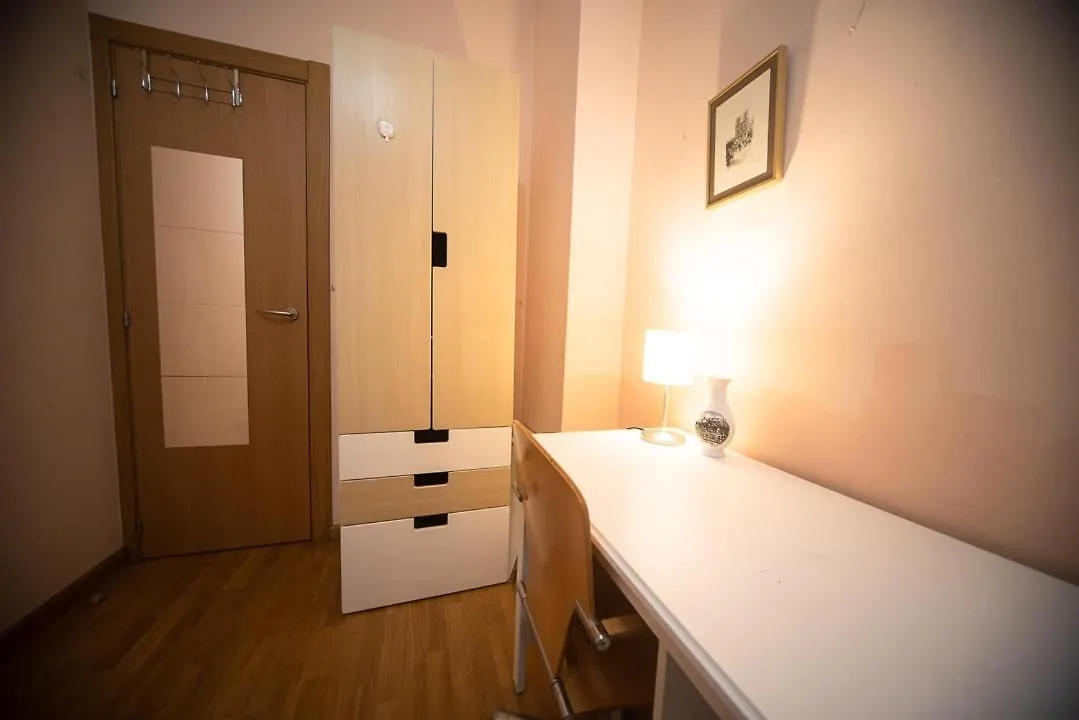 Traditional Rooms In Eixample Barcellona 0*,  Spagna